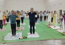 हसदेव ताप विद्युत गृह : अधिकारियों एवं कर्मचारियों ने किया योगाभ्यास