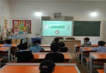 CSR : SECL ने छत्तीसगढ़ के 700 सरकारी स्कूलों को स्मार्ट- क्लास से किया लैस