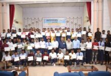 SECL गेवरा ने शासकीय विद्यालयों के टॉपर विद्यार्थियों को दी 5- 5 हज़ार की प्रोत्साहन राशि