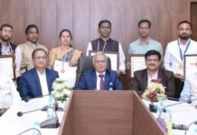 छत्तीसगढ़ ट्रांसमिशन कंपनी के 10 कर्मियों को उत्कृष्टता सम्मान, प्रबंध निदेशक ने दिया प्रशस्ति पत्र