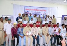 छत्तीसगढ़ स्टेट पॉवर कंपनीज : रायपुर क्षेत्र के 60 लाइन कर्मियों का सम्मान, लाइनमेन वितरण तंत्र की नींव – भीम सिंह