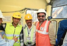 एसईसीएल गेवरा दौरा : कोयला मंत्री शॉवेल- डम्पर ऑपरेटर से मिले, केबिन में बैठकर मशीन का संचालन देखा