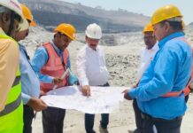 एसईसीएल सीएमडी हरीश दुहन पहुंचे गेवरा मेगा प्रोजेक्ट, खनन कार्यों का लिया जायजा