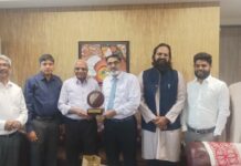IIM Raipur Signs MoU with Center for Studies on Holistic Development