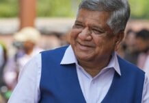 Congress government will fall as Raju Kage and other MLAs want to defect to BJP, says former Karnataka CM Jagadish Shettar