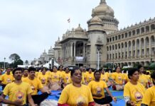 Karnataka Governor, Health Minister, enthusiasts participate in yoga demonstration in front of Vidhana Soudha in Bengaluru