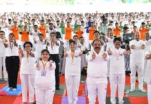 अंतरराष्ट्रीय योग दिवस पर WCL ने रचा नया कीर्तिमान, 152 स्थानों पर कर्मियों ने किया सामूहिक योगाभ्यास