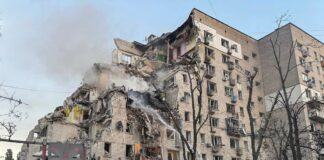 Russia bombards Kyiv in major strike, at least 18 people killed