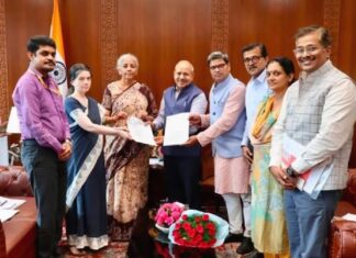 बैंक कर्मचारियों के मुद्दों पर वित्त मंत्री से मिला BMS प्रतिनिधिमंडल, 5-दिवसीय बैंकिंग, 13वें वेतन समझौते और ट्रांसफर नीति पर चर्चा